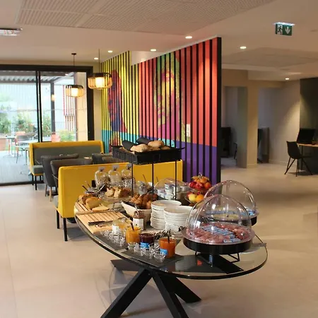 Hotel La Capelle 3*