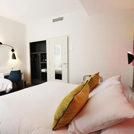 La Capelle מלון 3*