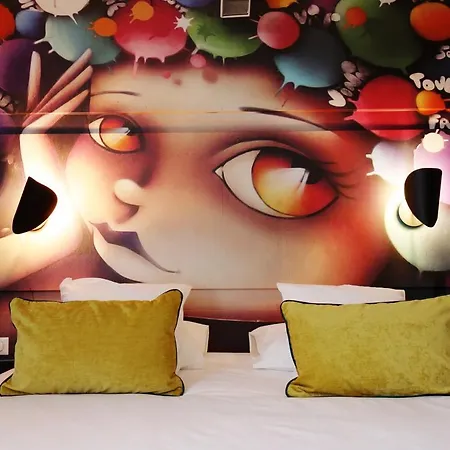 La Capelle 3* ミヨー