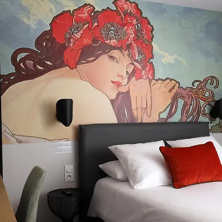 La Capelle מלון 3*